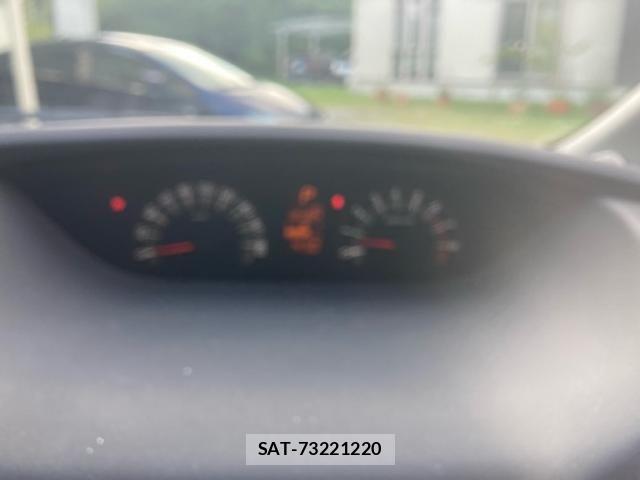 Toyota RACTIS 2006-10 8563325-19