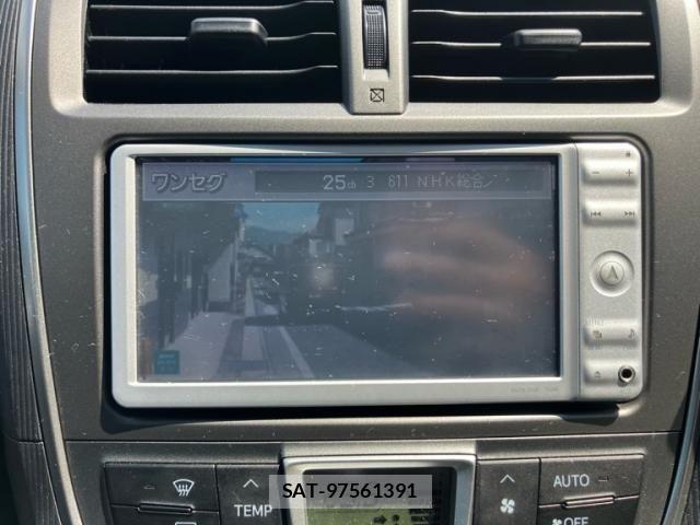 Toyota RACTIS 2010-12 8563323-23