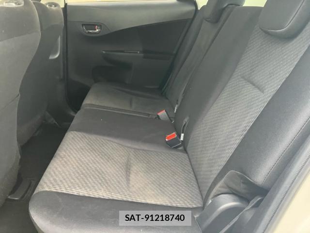Toyota RACTIS 2011-06 8628558-14