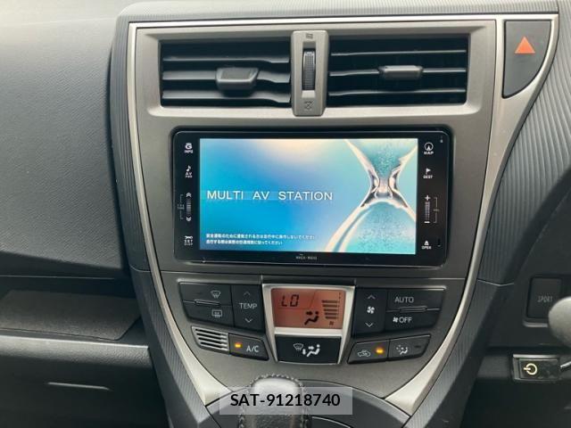 Toyota RACTIS 2011-06 8628558-22