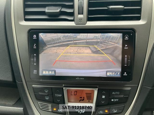 Toyota RACTIS 2011-06 8628558-24