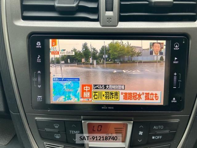 Toyota RACTIS 2011-06 8628558-25