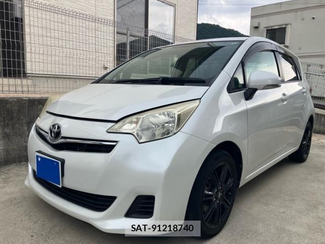 Toyota RACTIS 2011-06 8628558-2