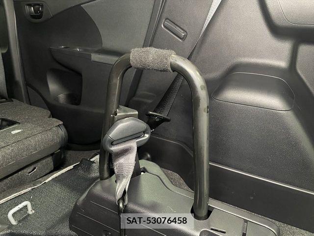 Toyota RACTIS 2015-04 8628560-14