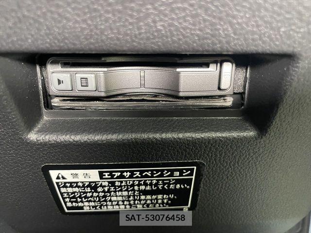 Toyota RACTIS 2015-04 8628560-18