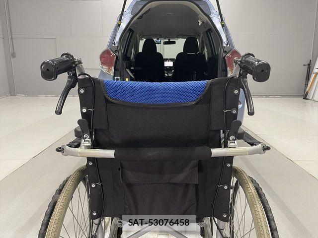 Toyota RACTIS 2015-04 8628560-6