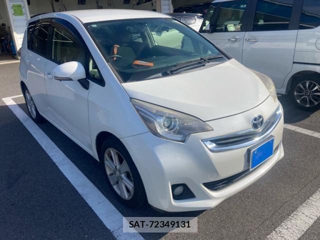 Toyota RACTIS 2014-05 8628559-1