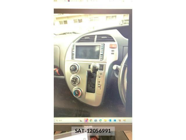 Toyota RACTIS 2006-02 8628564-7