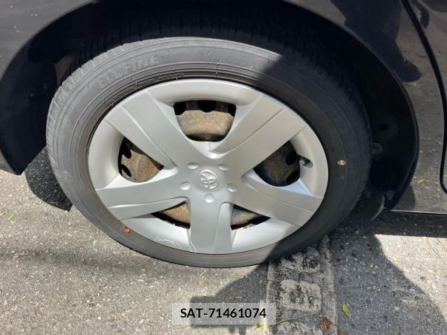 Toyota RACTIS 2015-03 8661175-4