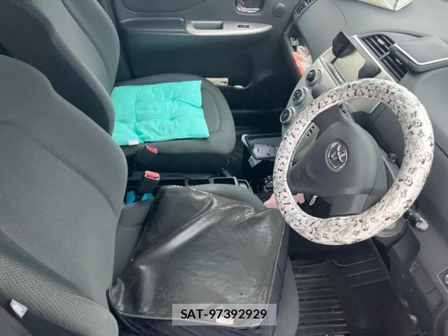 Toyota RACTIS 2010-07 8661181-5