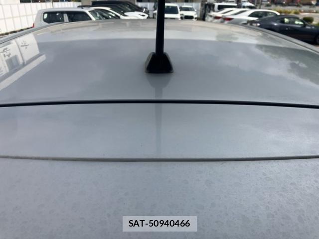 Toyota RACTIS 2011-09 8666792-7