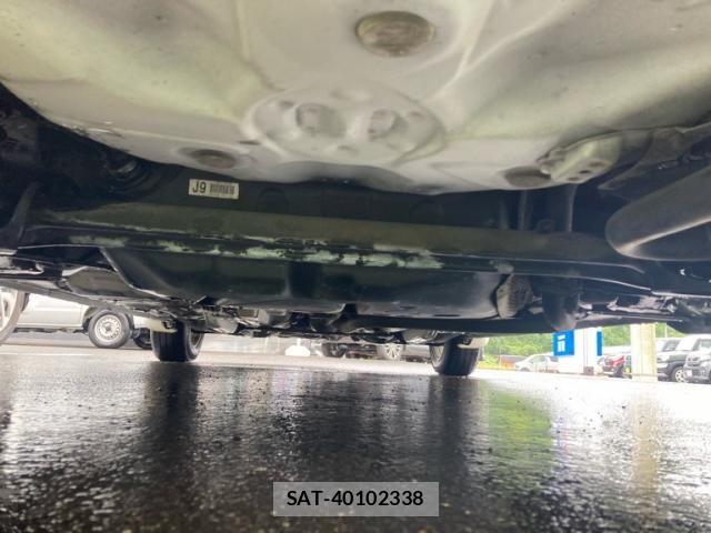 Toyota RACTIS 2010-01 8661183-9