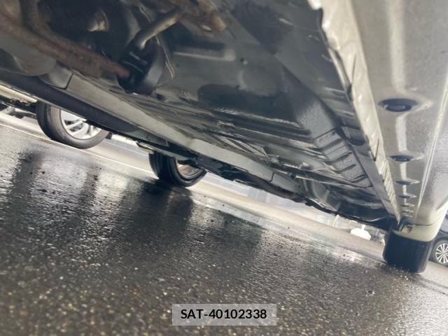 Toyota RACTIS 2010-01 8661183-11