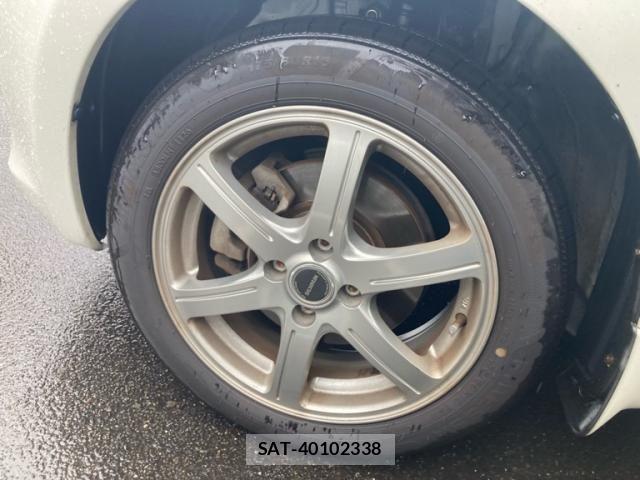 Toyota RACTIS 2010-01 8661183-16