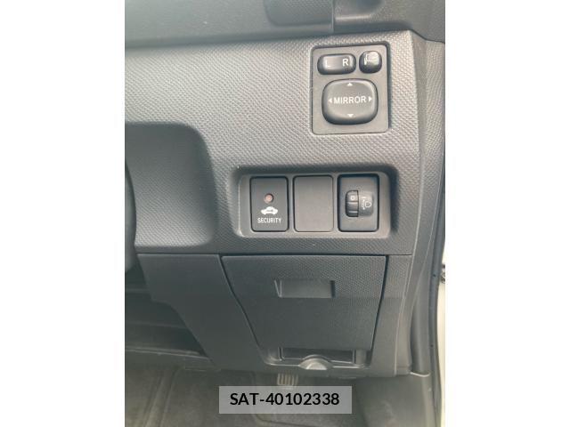 Toyota RACTIS 2010-01 8661183-18