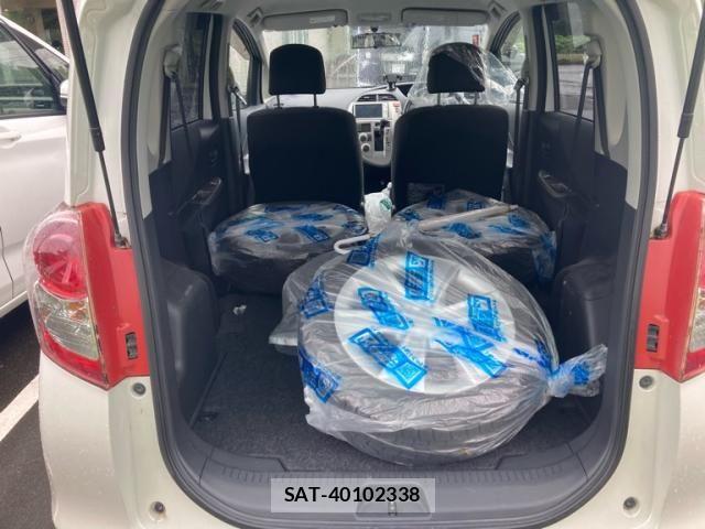 Toyota RACTIS 2010-01 8661183-25