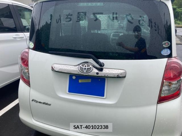 Toyota RACTIS 2010-01 8661183-6