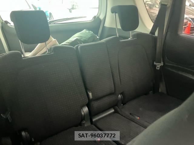 Toyota RACTIS 2009-11 8661178-11