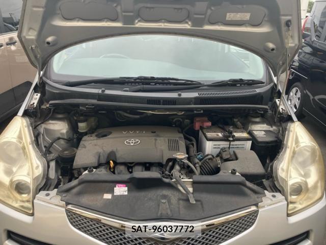 Toyota RACTIS 2009-11 8661178-13