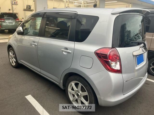 Toyota RACTIS 2009-11 8661178-3
