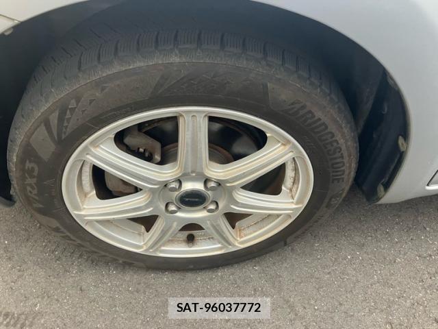 Toyota RACTIS 2009-11 8661178-7