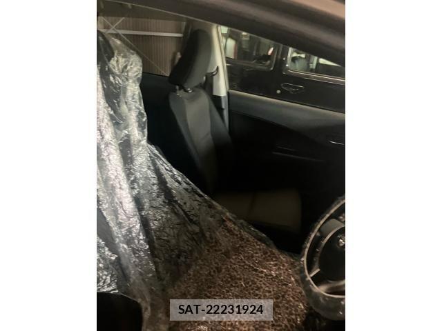 Toyota RACTIS 2015-09 8686385-12