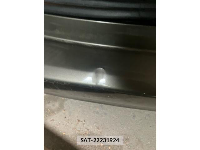 Toyota RACTIS 2015-09 8686385-16