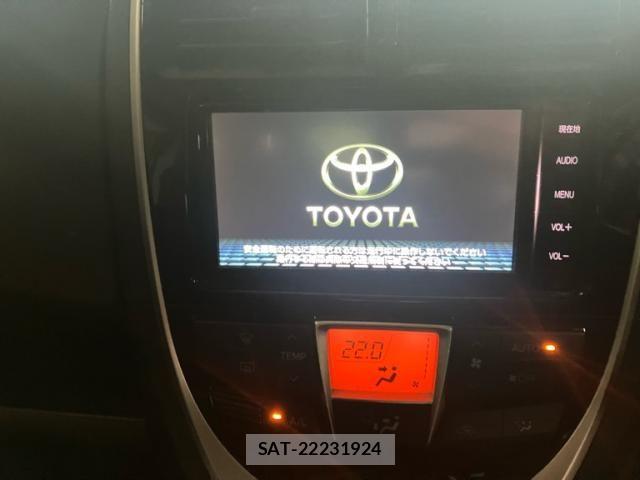 Toyota RACTIS 2015-09 8686385-18