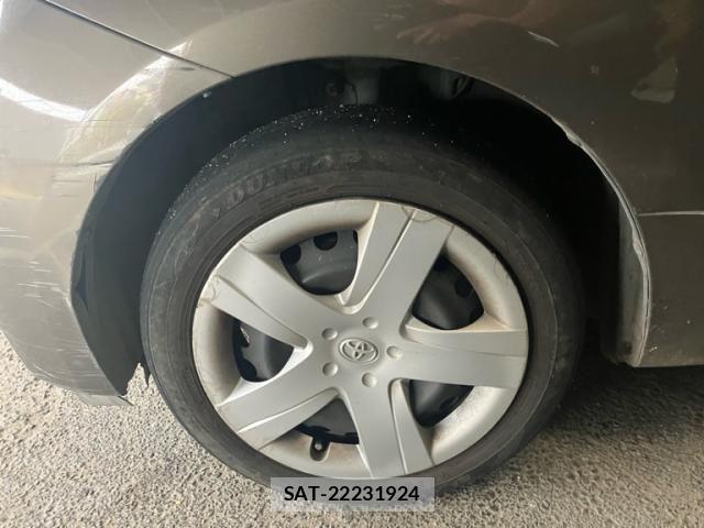 Toyota RACTIS 2015-09 8686385-6