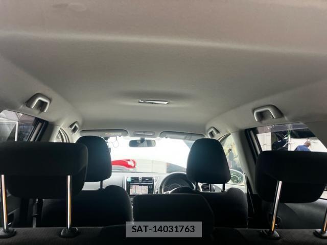 Toyota RACTIS 2015-08 8745422-12