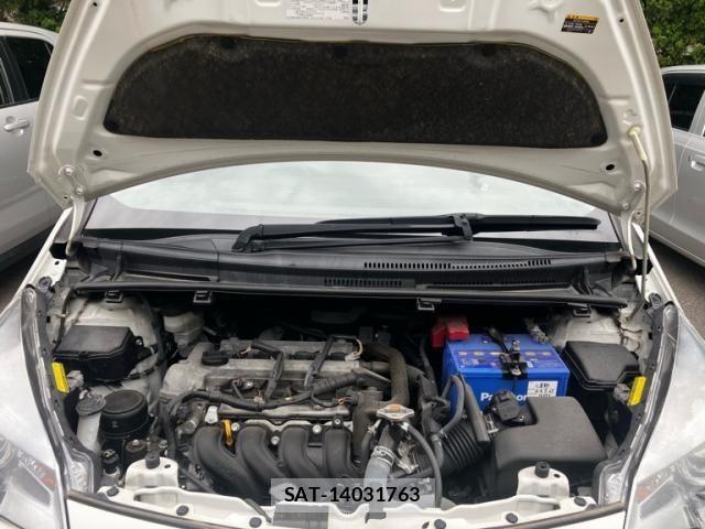 Toyota RACTIS 2015-08 8745422-5