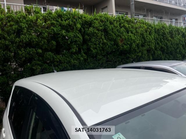 Toyota RACTIS 2015-08 8745422-6