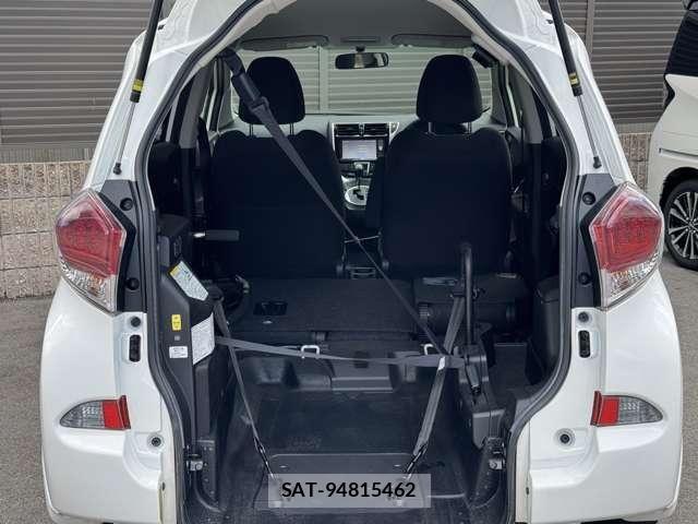 Toyota RACTIS 2015-05 8745423-6