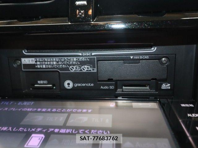 Toyota RACTIS 2015-08 8781753-13