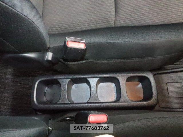 Toyota RACTIS 2015-08 8781753-16