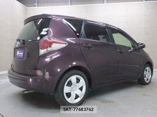 Toyota RACTIS 2015-08 8781753-1