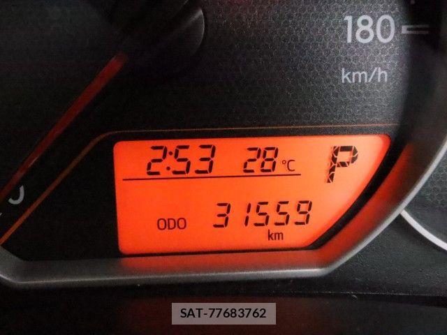 Toyota RACTIS 2015-08 8781753-28