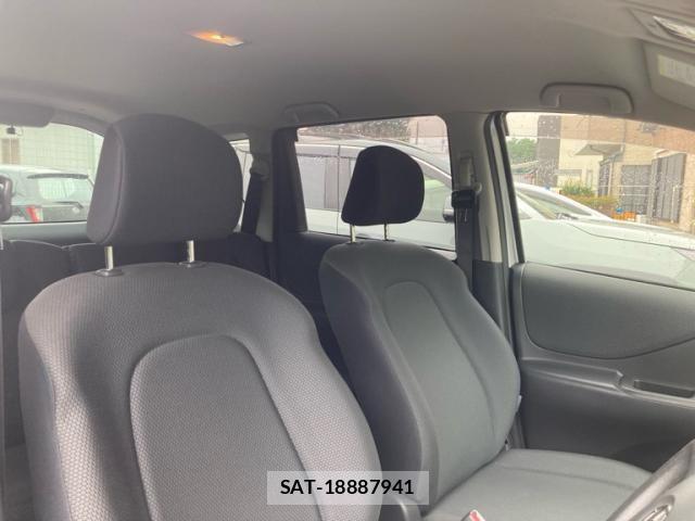 Toyota RACTIS 2009-10 8797252-10