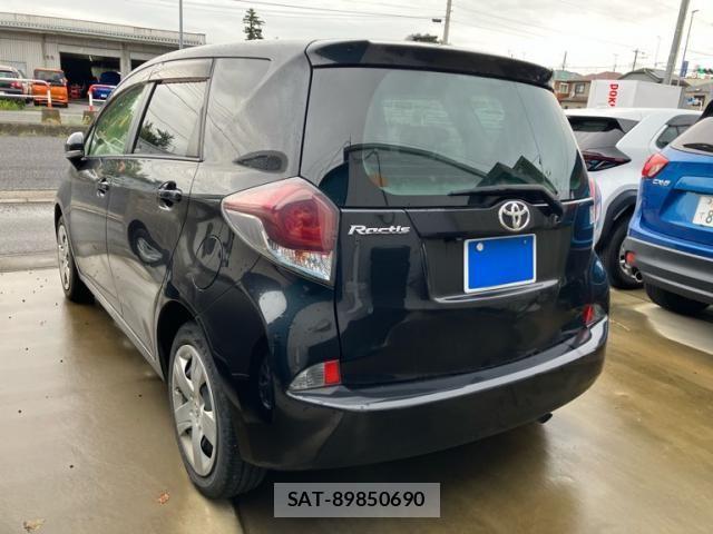Toyota RACTIS 2016-05 8797249-4