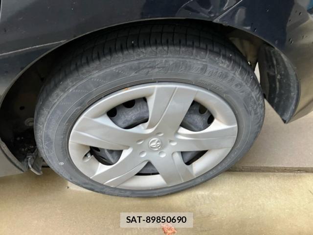 Toyota RACTIS 2016-05 8797249-7