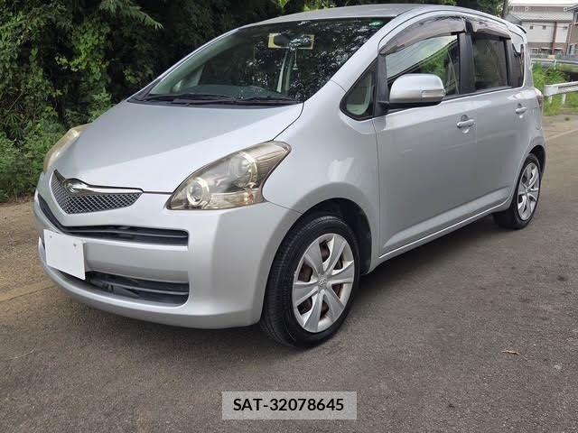 Toyota RACTIS 2009-10 8831233-0