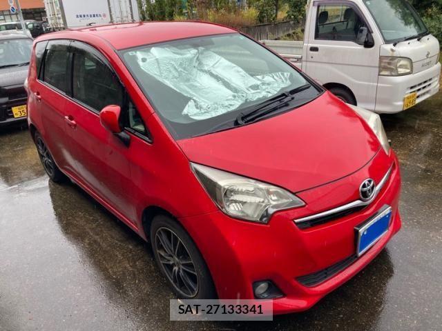 Toyota RACTIS 2011-08 8849960-2
