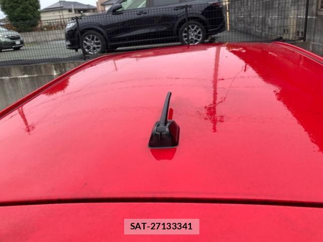 Toyota RACTIS 2011-08 8849960-5
