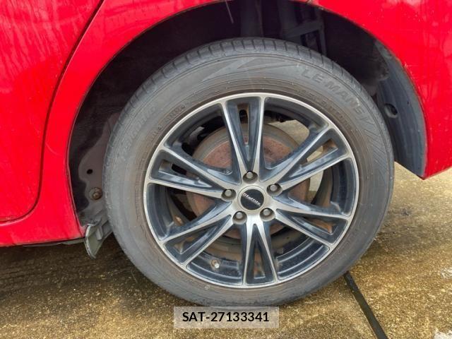 Toyota RACTIS 2011-08 8849960-7