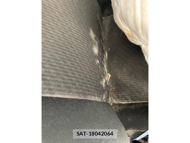 Toyota RACTIS 2014-03 8850447-17