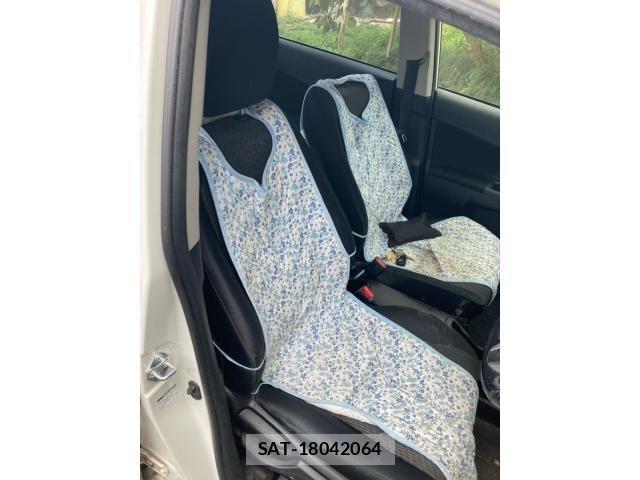 Toyota RACTIS 2014-03 8850447-21