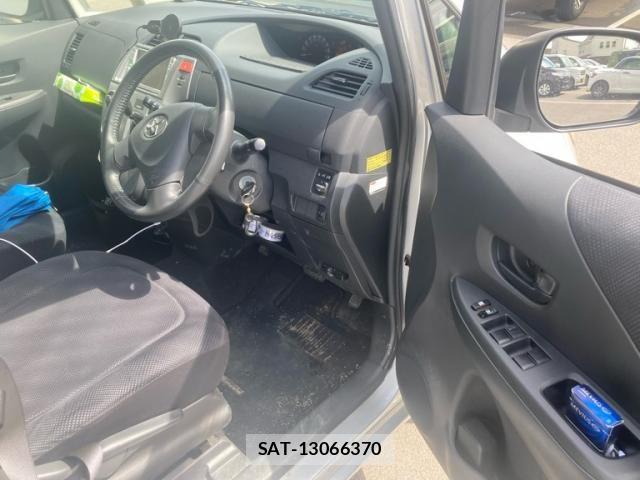 Toyota RACTIS 2006-12 8850446-9