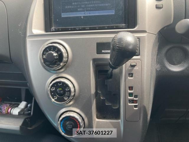 Toyota RACTIS 2007-05 8871903-20