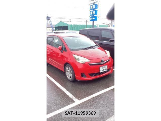 Toyota RACTIS 2011-03 8881756-0