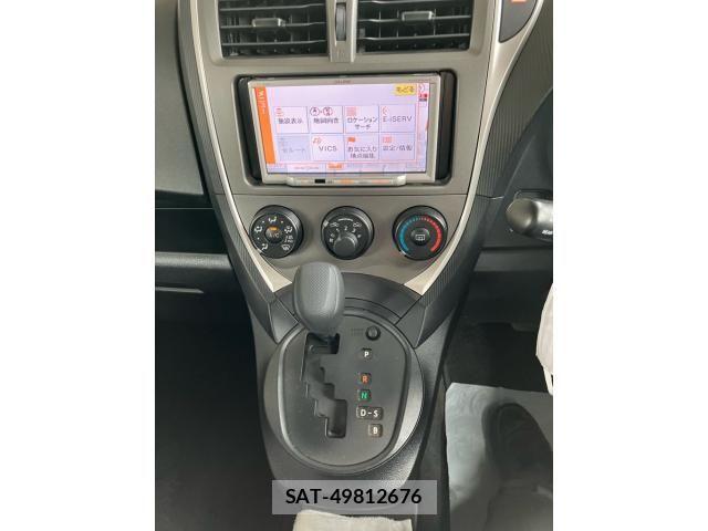 Toyota RACTIS 2013-11 8881758-22